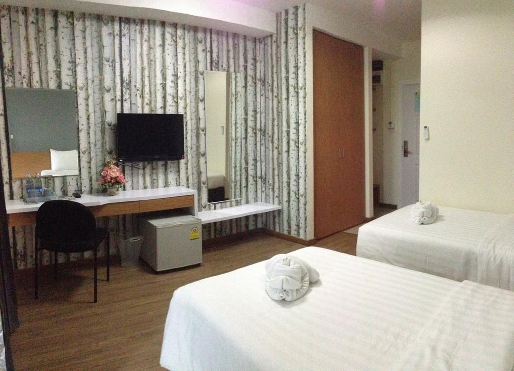 Prajaktra City Hostel Udon Thani Exterior photo