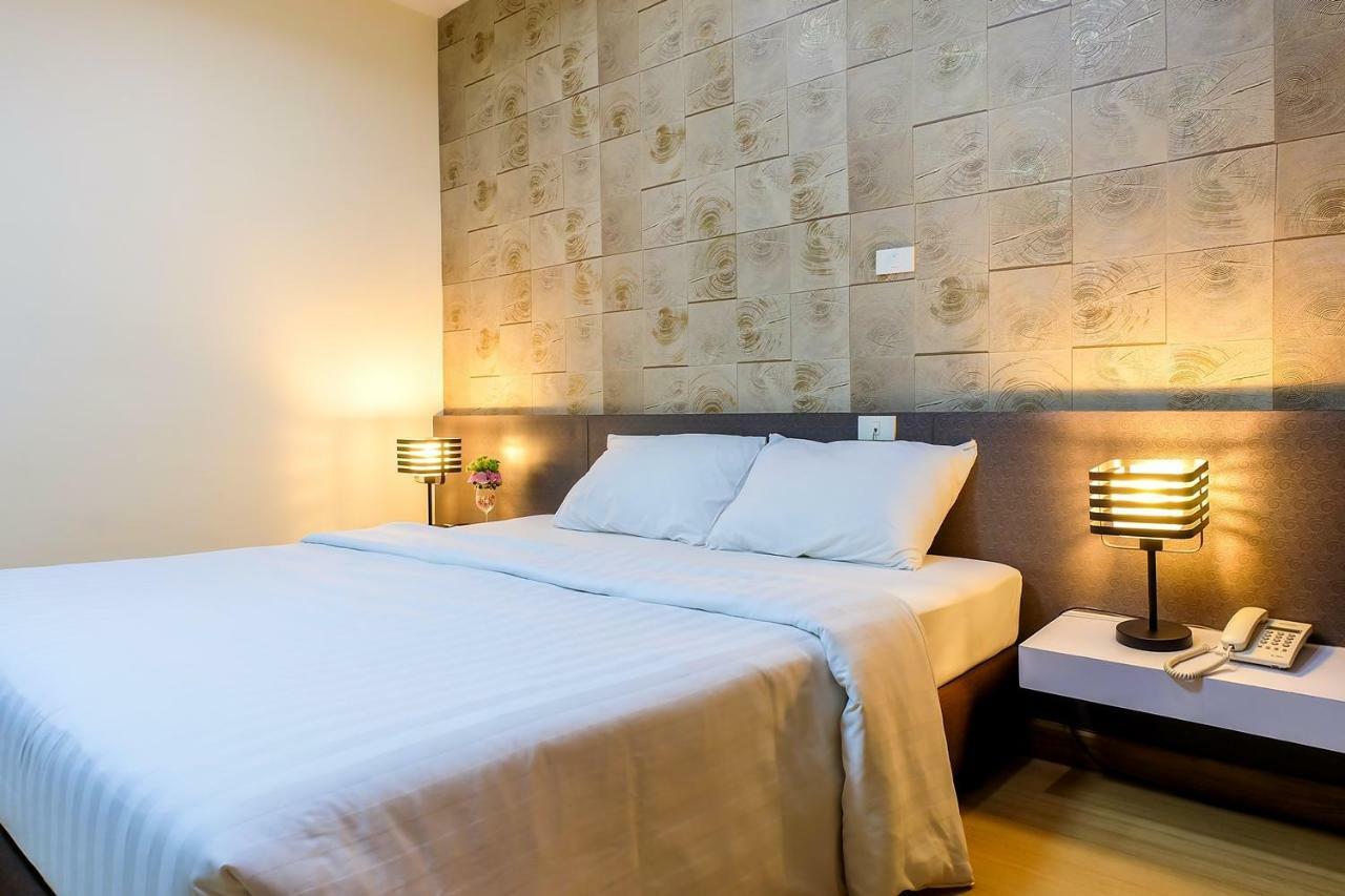 Prajaktra City Hostel Udon Thani Exterior photo